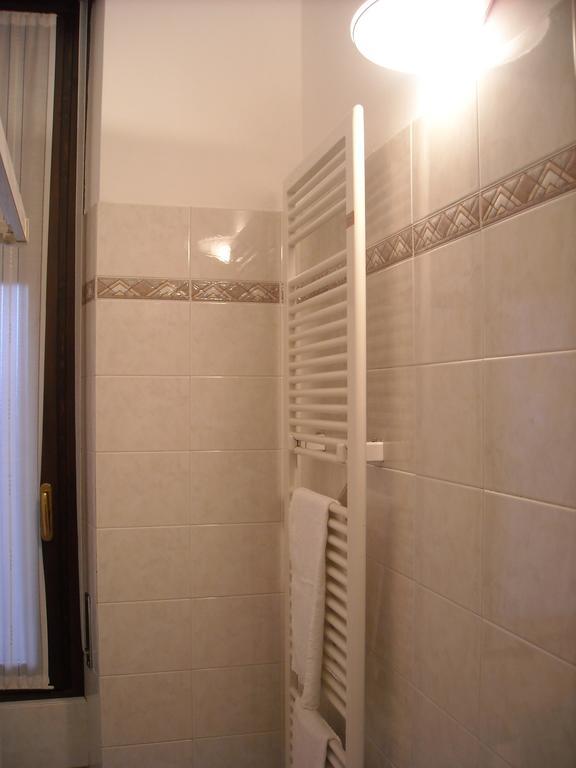 Appartamento Via Rovetta Milan Ruang foto